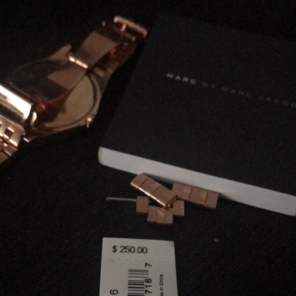 Marc Jacobs watch - Picture 8 of 8